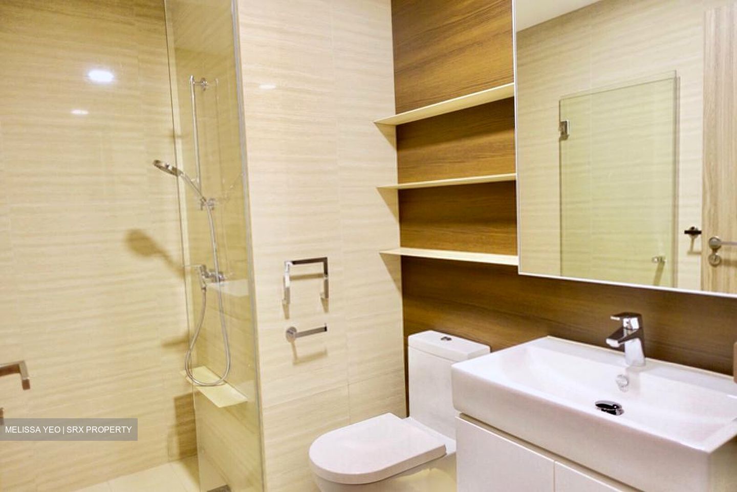 Sky Vue (D20), Condominium #564221221